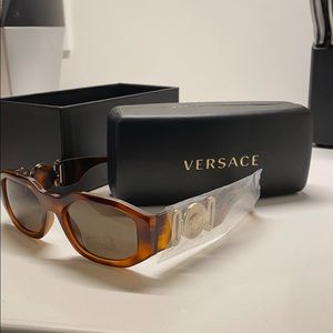 • NIB Versace Medusa Head Glasses Tortoise •